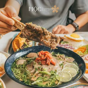 Moc Vietnamese Kitchen & Bar - Vietnamese restaurant in Vancouver – fine dining dishes, interior photos, and ambiance.