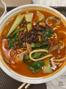 Ciwu Noodle House - Chinese restaurant in Richmond – fine dining dishes, interior photos, and ambiance.