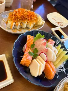 Big Bang Sushi - Japanese & Sushi restaurant in Downtown Vancouver – fine dining dishes, interior photos, and ambiance.