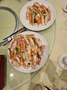 The Regalia Restaurant - Chinese restaurant in Richmond – fine dining dishes, interior photos, and ambiance.