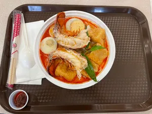 Review photo uploaded by A customer at Gee! Taste Good