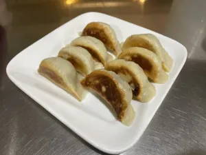 Grand Chinese Restaurant - Chinese restaurant in Burnaby – fine dining dishes, interior photos, and ambiance.