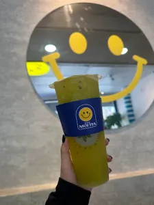 Nice Tea - Bubble Tea restaurant in Downtown Vancouver – fine dining dishes, interior photos, and ambiance.