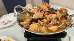 Alvin Garden - Chinese restaurant in Burnaby – fine dining dishes, interior photos, and ambiance.