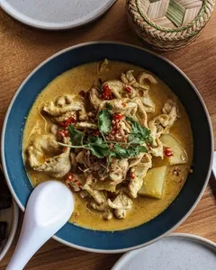 Kin Kao - Commercial - Thai restaurant in Vancouver – fine dining dishes, interior photos, and ambiance.