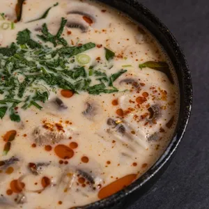 Sawasdee Thai Restaurant - Thai restaurant in Vancouver – fine dining dishes, interior photos, and ambiance.