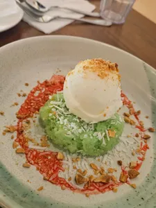 The Saigonville Restaurant - Vietnamese restaurant in Vancouver – fine dining dishes, interior photos, and ambiance.