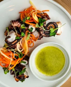 Madame Danh - Vietnamese restaurant in Vancouver – fine dining dishes, interior photos, and ambiance.