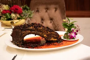 Yue Restaurant - Dim Sum restaurant in Richmond – fine dining dishes, interior photos, and ambiance.