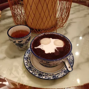 The First Dessert - Dessert restaurant in Vancouver – fine dining dishes, interior photos, and ambiance.