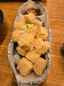 Sake Maki - Japanese & Sushi restaurant in Vancouver – fine dining dishes, interior photos, and ambiance.