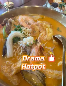 Review photo uploaded by Robin at Drama Hot Pot