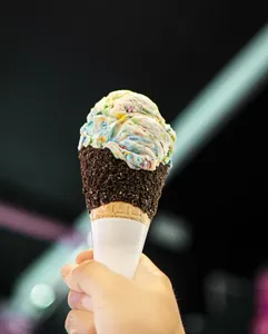 Ricardo's Robson - Dessert restaurant in Downtown Vancouver – fine dining dishes, interior photos, and ambiance.