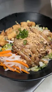One Saigon - Vietnamese restaurant in Downtown Vancouver – fine dining dishes, interior photos, and ambiance.