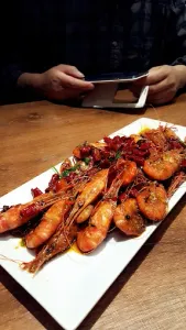 Li's China Grill - BBQ restaurant in Vancouver – fine dining dishes, interior photos, and ambiance.