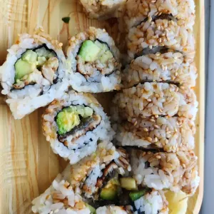 Sushi Bros - Japanese & Sushi restaurant in Downtown Vancouver – fine dining dishes, interior photos, and ambiance.