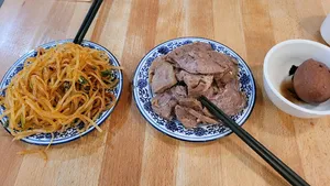 China Lan Lanzhou Beef Noodle - Chinese restaurant in Vancouver – fine dining dishes, interior photos, and ambiance.