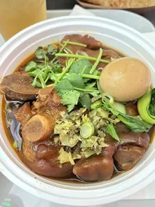 OLD STREET EXPRESS - Taiwanese & HK Cafe restaurant in Richmond – fine dining dishes, interior photos, and ambiance.