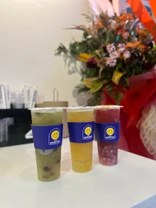 Nice Tea - Bubble Tea restaurant in Downtown Vancouver – fine dining dishes, interior photos, and ambiance.