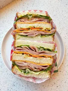 Awesome Bagel & Café - Cafe restaurant in Downtown Vancouver – fine dining dishes, interior photos, and ambiance.