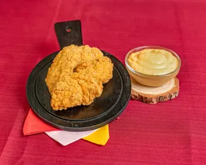 Hi Five Chicken East Broadway - Burger & Fried Chicken restaurant in Vancouver – fine dining dishes, interior photos, and ambiance.