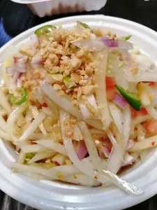 Papaya Hut Restaurant - Thai restaurant in Downtown Vancouver – fine dining dishes, interior photos, and ambiance.