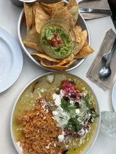 Review photo uploaded by NY圆圆 at La Taqueria Brentwood