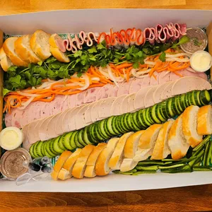 Saigon Bites Kingsway - South Asian restaurant in Burnaby – fine dining dishes, interior photos, and ambiance.