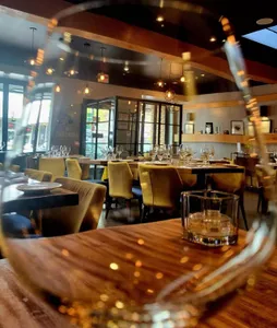 Swad Indian Kitchen - Indian restaurant in Vancouver – fine dining dishes, interior photos, and ambiance.