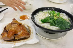 Neptune Palace Restaurant Surrey - Dim Sum restaurant in Surrey – fine dining dishes, interior photos, and ambiance.