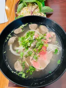 One Saigon - Vietnamese restaurant in Downtown Vancouver – fine dining dishes, interior photos, and ambiance.