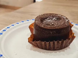 Sweet Puffin - Dessert restaurant in Burnaby – fine dining dishes, interior photos, and ambiance.