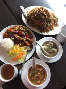 Ginger & Chili Restaurant - Chinese restaurant in Vancouver – fine dining dishes, interior photos, and ambiance.