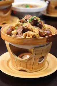 ROYAL BEEF - Chinese restaurant in Richmond – fine dining dishes, interior photos, and ambiance.