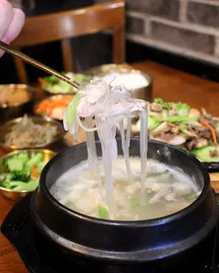 Elysium Korean Bistro and Restaurant - Korean restaurant in Richmond – fine dining dishes, interior photos, and ambiance.