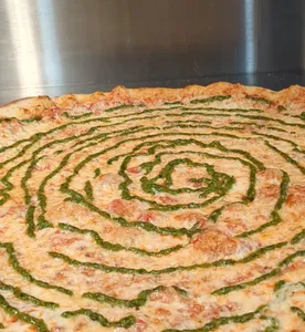 Did's Pizza - Pizza restaurant in Downtown Vancouver – fine dining dishes, interior photos, and ambiance.