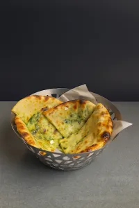 Modern Handi Indian Cuisine - Indian restaurant in Downtown Vancouver – fine dining dishes, interior photos, and ambiance.