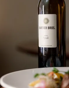 PiDGiN - Global restaurant in Downtown Vancouver – fine dining dishes, interior photos, and ambiance.