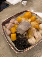 Review photo uploaded by Mhon at Meet Fresh