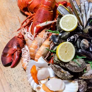 The Lobster Man Food - North American restaurant in Downtown Vancouver – fine dining dishes, interior photos, and ambiance.