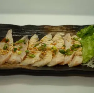 Sake Maki - Japanese & Sushi restaurant in Vancouver – fine dining dishes, interior photos, and ambiance.