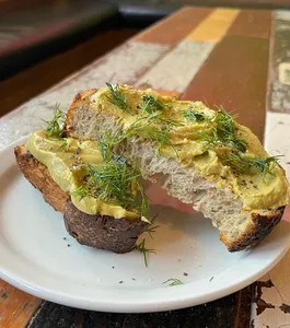 R&B Ale & Pizza House - Brewery & Pubs restaurant in Vancouver – fine dining dishes, interior photos, and ambiance.