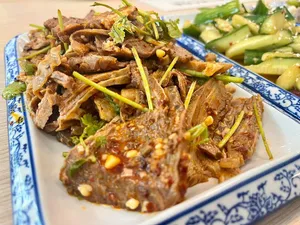 Quds Halal Noodle House - Chinese restaurant in Richmond – fine dining dishes, interior photos, and ambiance.