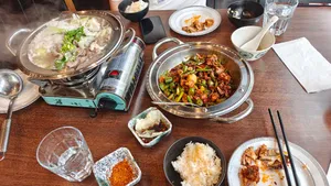 Review photo uploaded by Elion at Three Woks