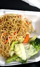 Kung Pao Wok - Chinese restaurant in Richmond – fine dining dishes, interior photos, and ambiance.