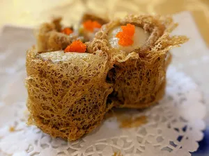 Haiyi Seafood Restaurant - Dim Sum restaurant in Vancouver – fine dining dishes, interior photos, and ambiance.