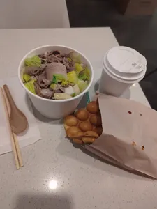 Bubble Waffle Cafe Marine Gateway - Taiwanese & HK Cafe restaurant in Vancouver – fine dining dishes, interior photos, and ambiance.