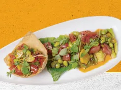 Taylight Local Craft Beer & Kitchen - Brewery & Pubs restaurant in Downtown Vancouver – fine dining dishes, interior photos, and ambiance.