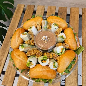 Picture of dish Deluxe Medium Tray at Saigon Bites Kingsway