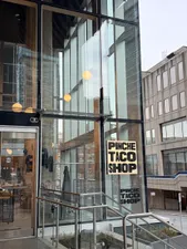 Review photo uploaded by Alexia at Pinche Taco Shop